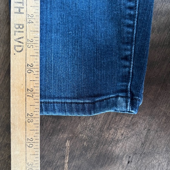 Torrid Bombshell Skinny Premium Stretch Blue Jeans Womens 18R Medium Wash - Picture 7 of 8